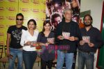 Soha Ali Khan, Sudhir Mishra, Shreya Ghoshal promotes Tera Kya Hoga Jhonny in Radio Mirchi on 6th Dec 2010 (5).JPG